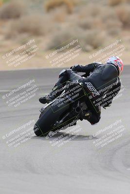 media/Dec-17-2022-SoCal Trackdays (Sat) [[224abd9271]]/Turn 10 Backside (120pm)/